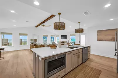 2477 Gilmore, Crystal Beach, TX 77650 - Photo 15