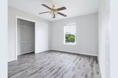 13110 Highbury View Court, Houston, TX 77047 - Photo 11