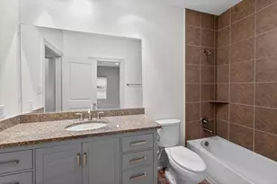 931 W 23rd St, Houston, TX 77008 - Photo 33