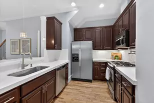 931 W 23rd St, Houston, TX 77008 - Photo 11