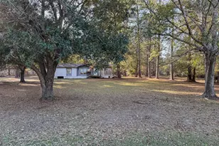 310 County Rd 643, Kenefick, TX 77535 - Photo 1