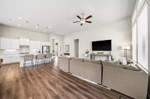 2003 Laurelwood Trl, Missouri City, TX 77459 - Photo 9