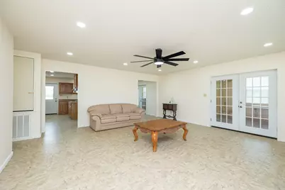 1601 Babylon Lane, Schulenburg, TX 78956 - Photo 17