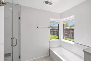 310 Pecan Loop Dr, Baytown, TX 77523 - Photo 19