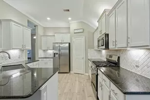 2841 Bretton Woods Dr, Conroe, TX 77301 - Photo 7