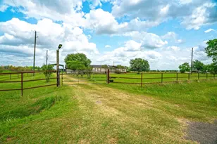 37038 Bell Rd, Waller, TX 77484 - Photo 3
