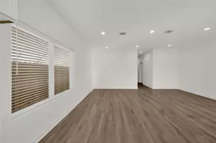 8402 Double Ave, Houston, TX 77088 - Photo 11