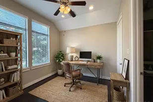 3917 Rose St, Houston, TX 77007 - Photo 5