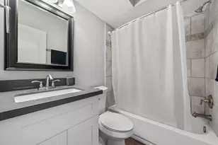 12633 Memorial Dr, Houston, TX 77024 - Photo 13