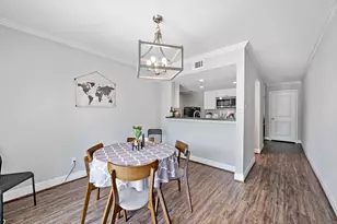 12633 Memorial Dr, Houston, TX 77024 - Photo 15