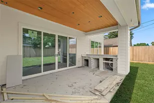 1815 Nina Lee Ln, Houston, TX 77018 - Photo 15