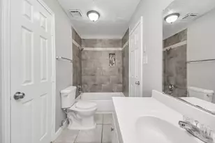 10603 Thorncliff Dr, Humble, TX 77396 - Photo 19