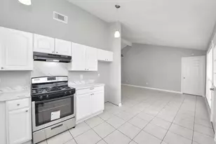 10603 Thorncliff Dr, Humble, TX 77396 - Photo 11