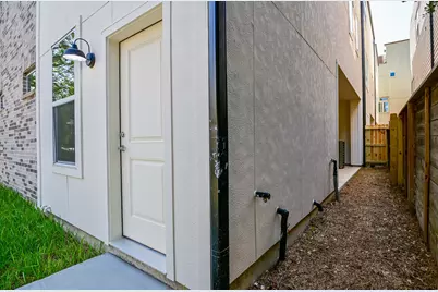 4317 Koehler Street #C, Houston, TX 77007 - Photo 11