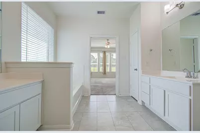 537 Green Meadows Drive, West Columbia, TX 77486 - Photo 35