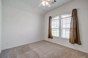537 Green Meadows Dr, West Columbia, TX 77486 - Photo 5