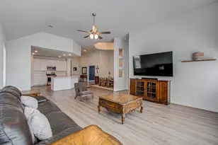 537 Green Meadows Dr, West Columbia, TX 77486 - Photo 27