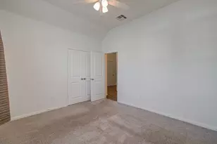 537 Green Meadows Dr, West Columbia, TX 77486 - Photo 5