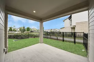 2002 Spring Stuebner, Spring, TX 77389 - Photo 5