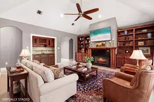 600 River Bend Dr, Baytown, TX 77521 - Photo 5