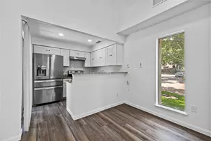 13002 Greenway Chase Ct, Houston, TX 77072 - Photo 11
