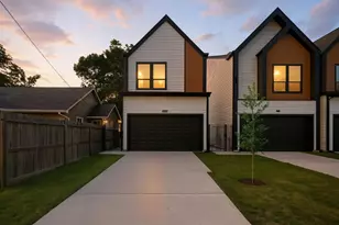 7131 Eastwood St, Houston, TX 77021 - Photo 1