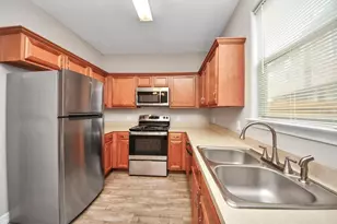 10347 Panther Point Dr, Houston, TX 77099 - Photo 11