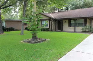 10301 Ivyridge Rd, Houston, TX 77043 - Photo 1