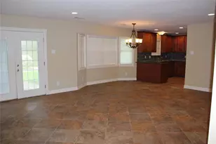 10301 Ivyridge Rd, Houston, TX 77043 - Photo 13