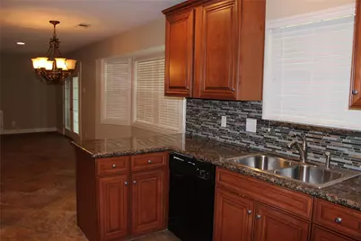 10301 Ivyridge Road, Houston, TX 77043 - Photo 9