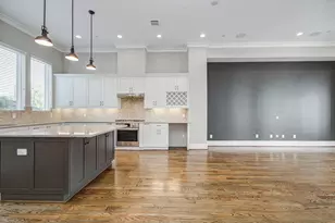 2114 Mason St, Houston, TX 77006 - Photo 9