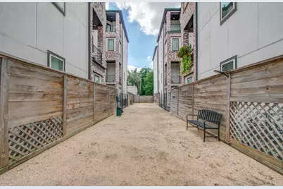 2114 Mason Street, Houston, TX 77006 - Photo 41