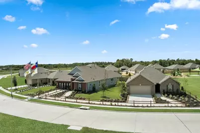 743 Imperial Loop, Alvin, TX 77511 - Photo 3