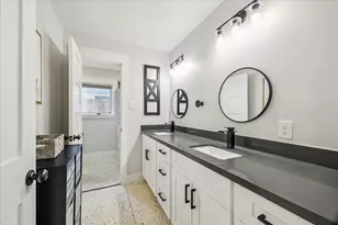 9719 Atwell Dr, Houston, TX 77096 - Photo 35