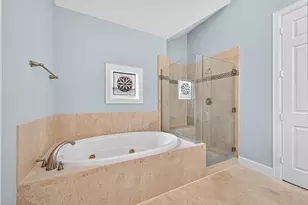 2624 Helena St, Houston, TX 77006 - Photo 19