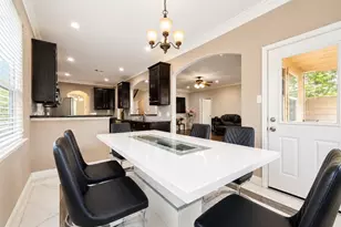 8806 Inglebrook Ln, Houston, TX 77083 - Photo 17