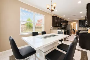 8806 Inglebrook Ln, Houston, TX 77083 - Photo 15