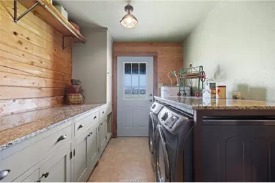 8501 Grassbur Road, Bryan, TX 77808 - Photo 19