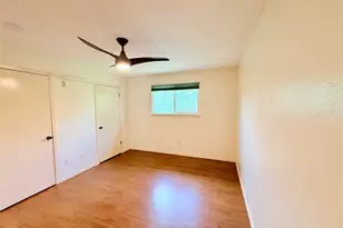 2410 Point Comfort Ct, Webster, TX 77598 - Photo 11