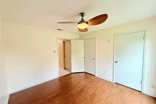 2410 Point Comfort Ct, Webster, TX 77598 - Photo 13