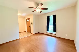 2410 Point Comfort Ct, Webster, TX 77598 - Photo 5
