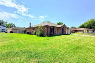 2410 Point Comfort Ct, Webster, TX 77598 - Photo 1