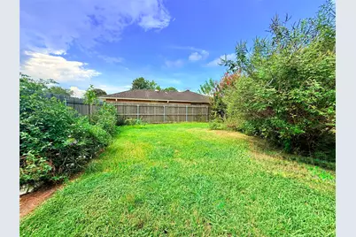 2410 Point Comfort Court, Webster, TX 77598 - Photo 19