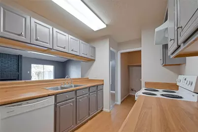 2411 Country Place Drive, Richmond, TX 77406 - Photo 9