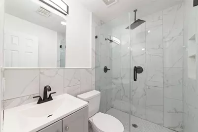 802 E 33rd Street, Houston, TX 77022 - Photo 9