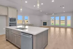 12330 Hudson Dr, Mont Belvieu, TX 77523 - Photo 5