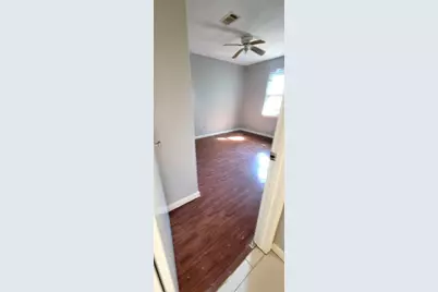 9902 Valley Park Drive, Houston, TX 77078 - Photo 3