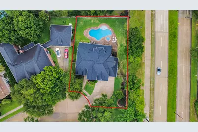 2502 Blossom Bay Court, Houston, TX 77059 - Photo 33