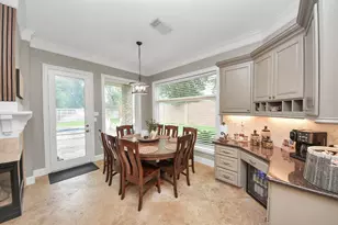 2502 Blossom Bay Ct, Houston, TX 77059 - Photo 9