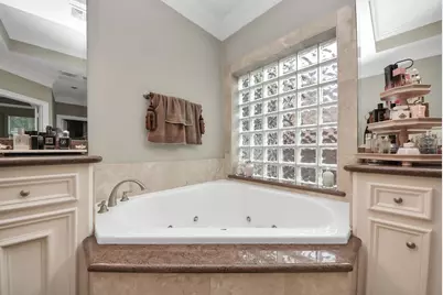2502 Blossom Bay Court, Houston, TX 77059 - Photo 17